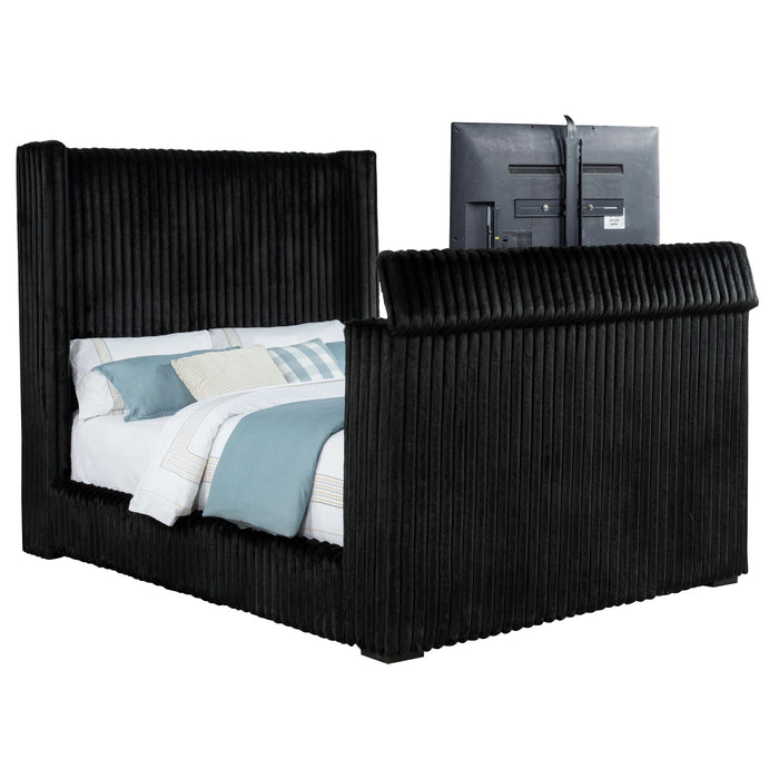Centergrove Wingback TV Bed