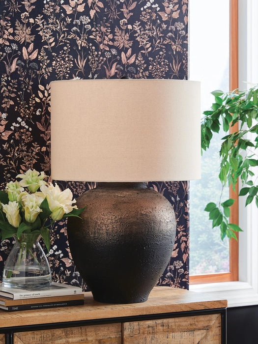 Newgerhard Table Lamp