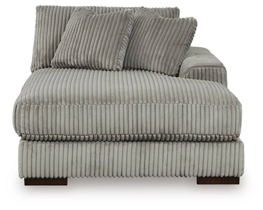 Lindyn Sectional with Chaise