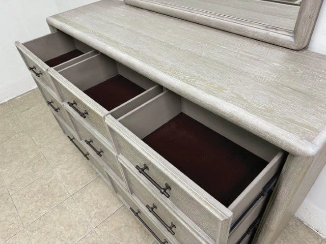 Midhurst Dresser