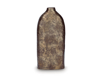Wallmond Vase