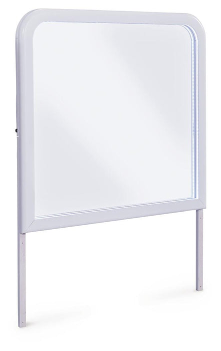 Jarlee Dresser and Mirror