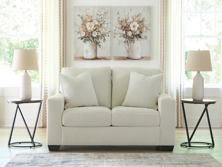 Greenbriar Loveseat