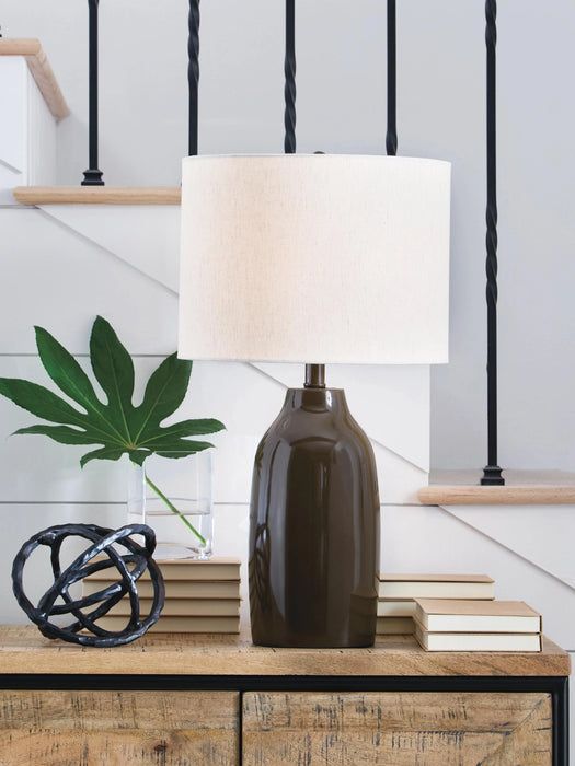 Jyler Table Lamp