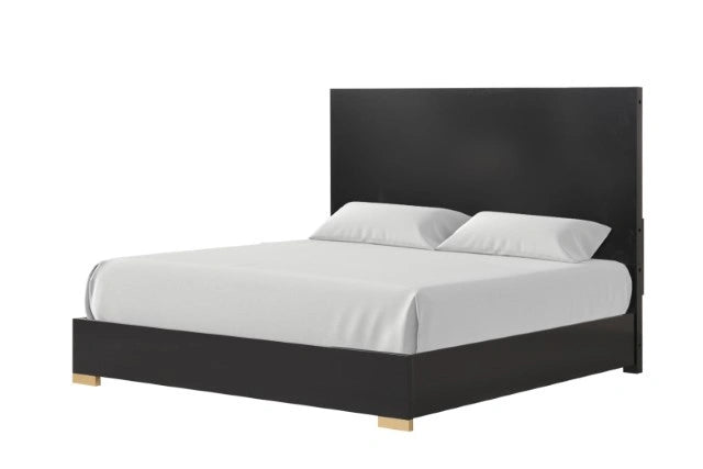Goldsberg Queen Bedroom Set