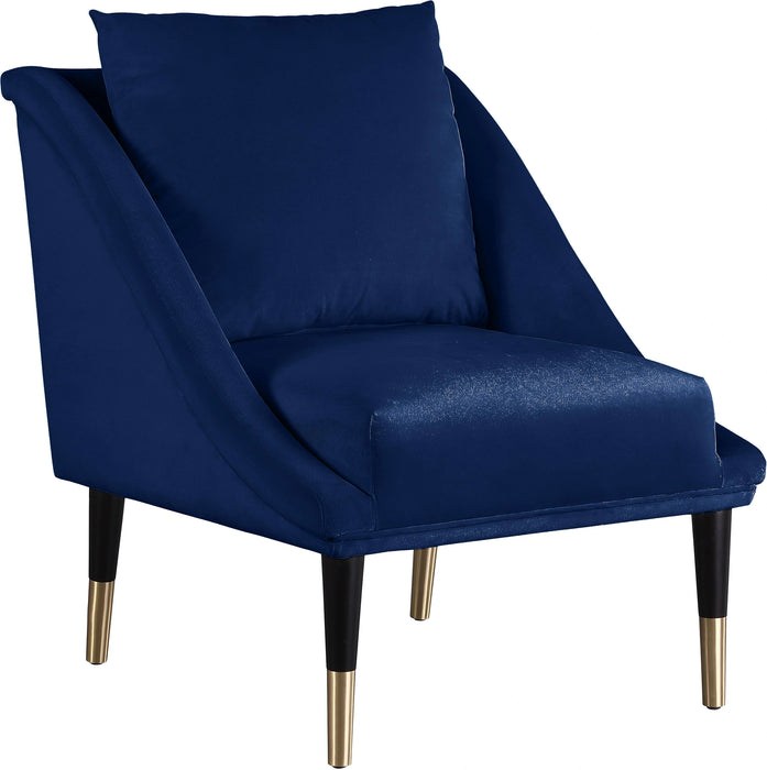 Elegante Navy Velvet Accent Chair