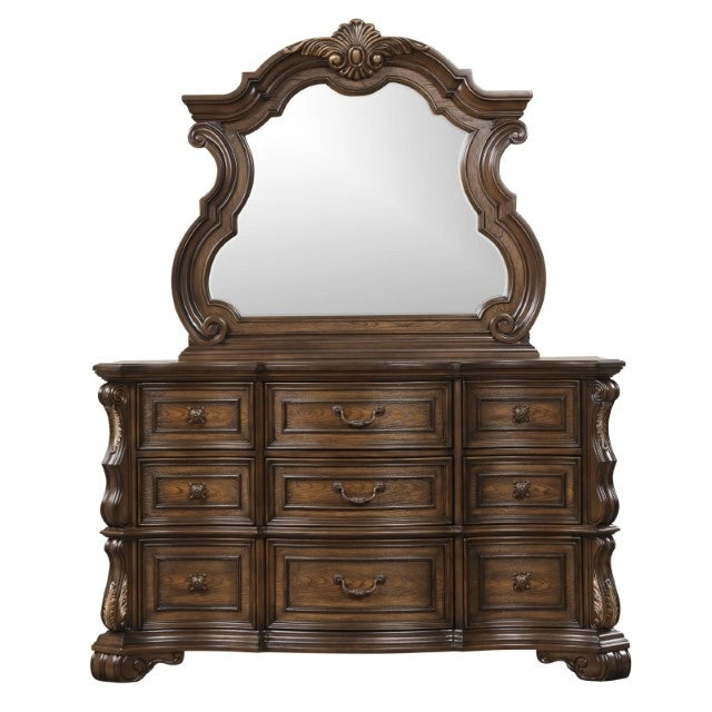 Leovanni Dresser