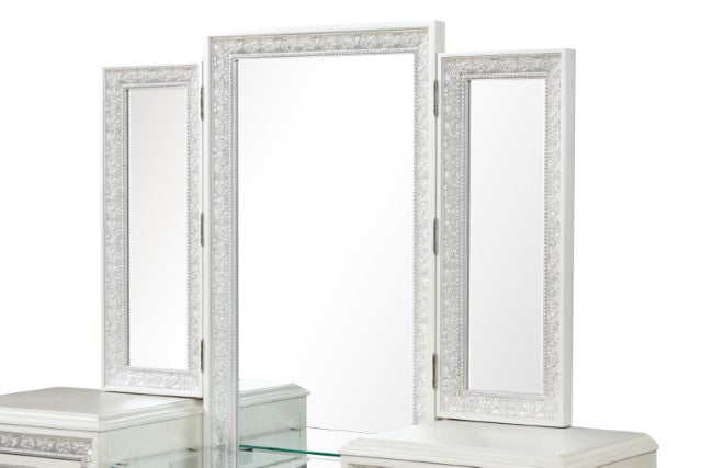 Stella Mia Vanity Set
