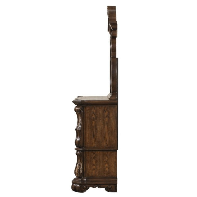 Leovanni Dresser